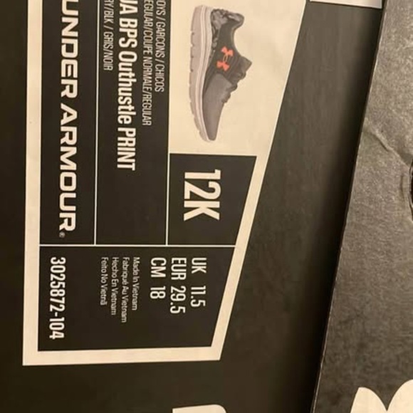 BRAND NEW boy youth under armour outhustle slip on no tie shoes size 12 K & 2Y - Picture 8 of 8